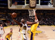 米兰捕鱼-NBA比赛近期新闻：小牛战胜湖人，主场取胜