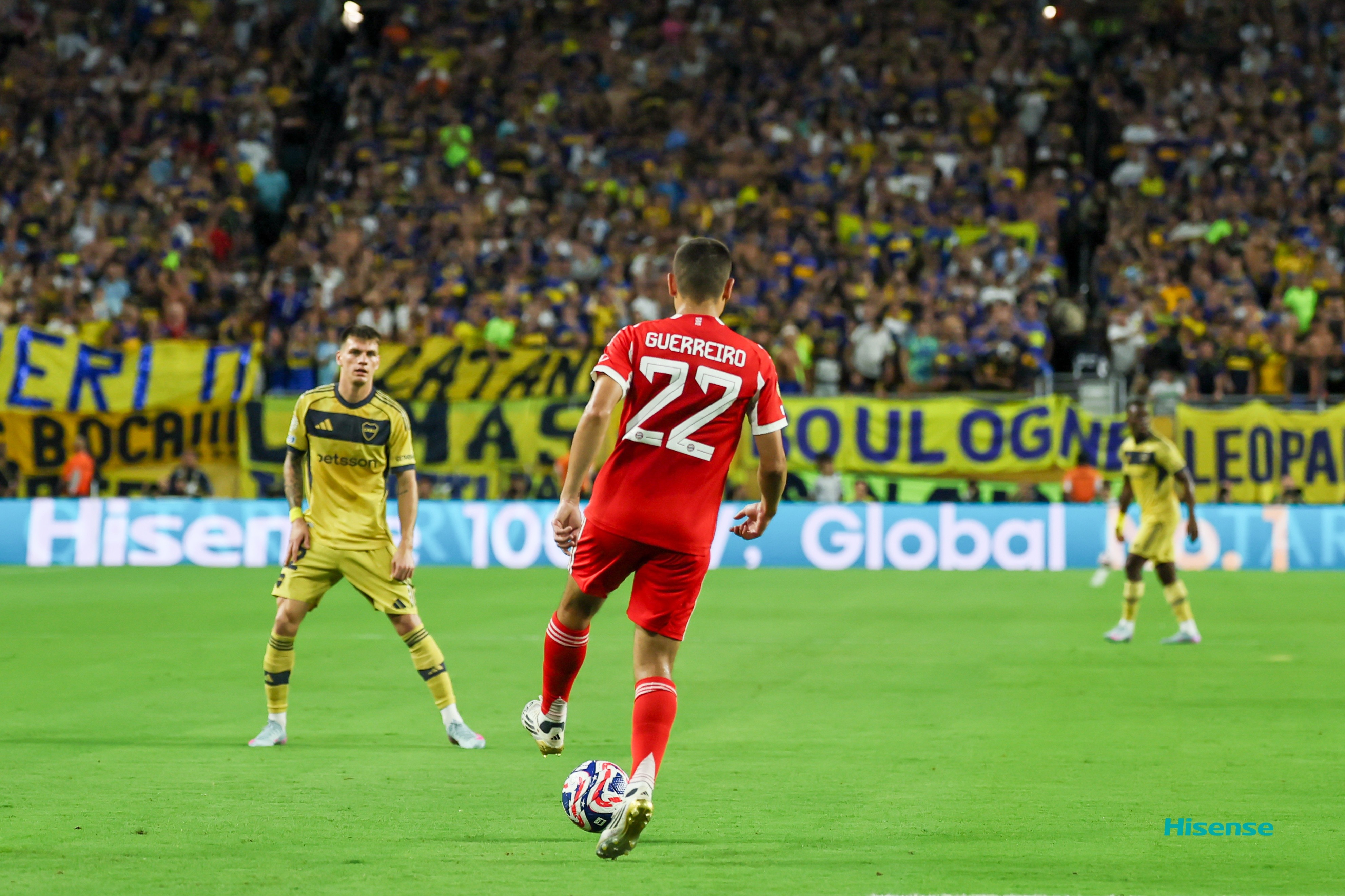 热血战斗！欧洲球队赛场上搏击