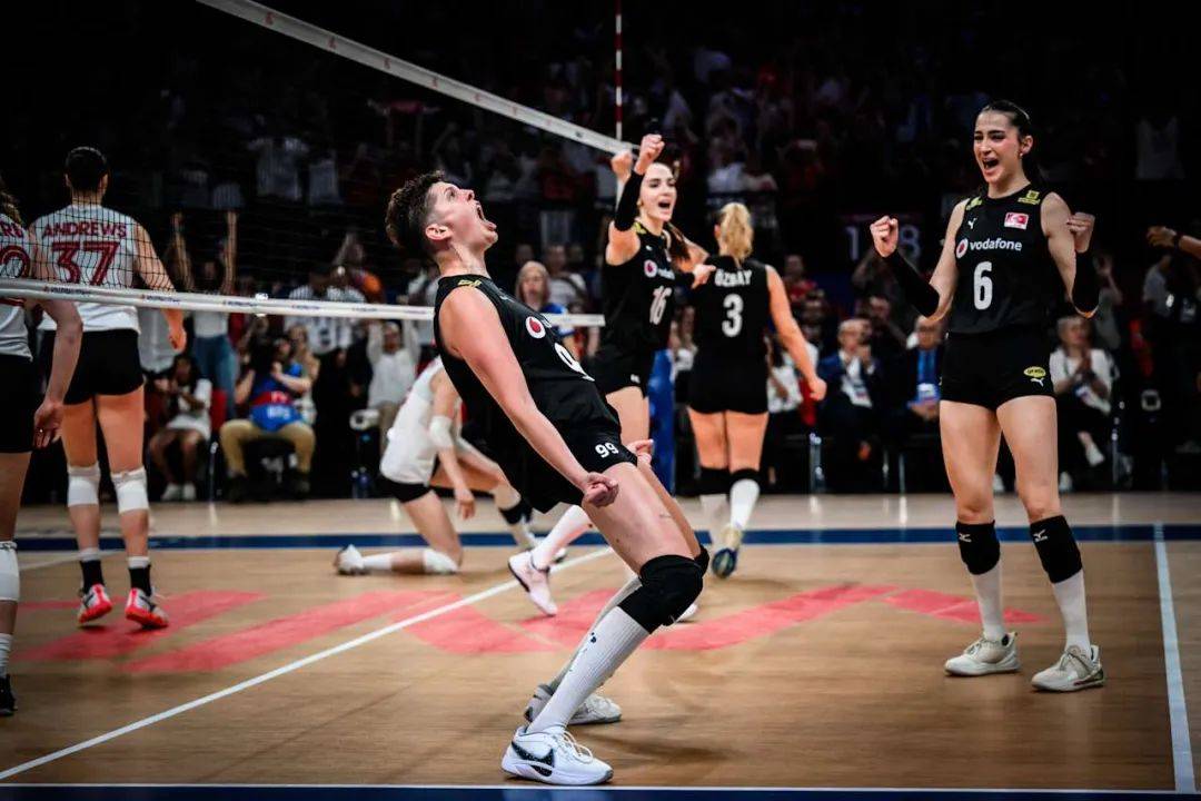 土耳其球队在国际锦标赛上连胜