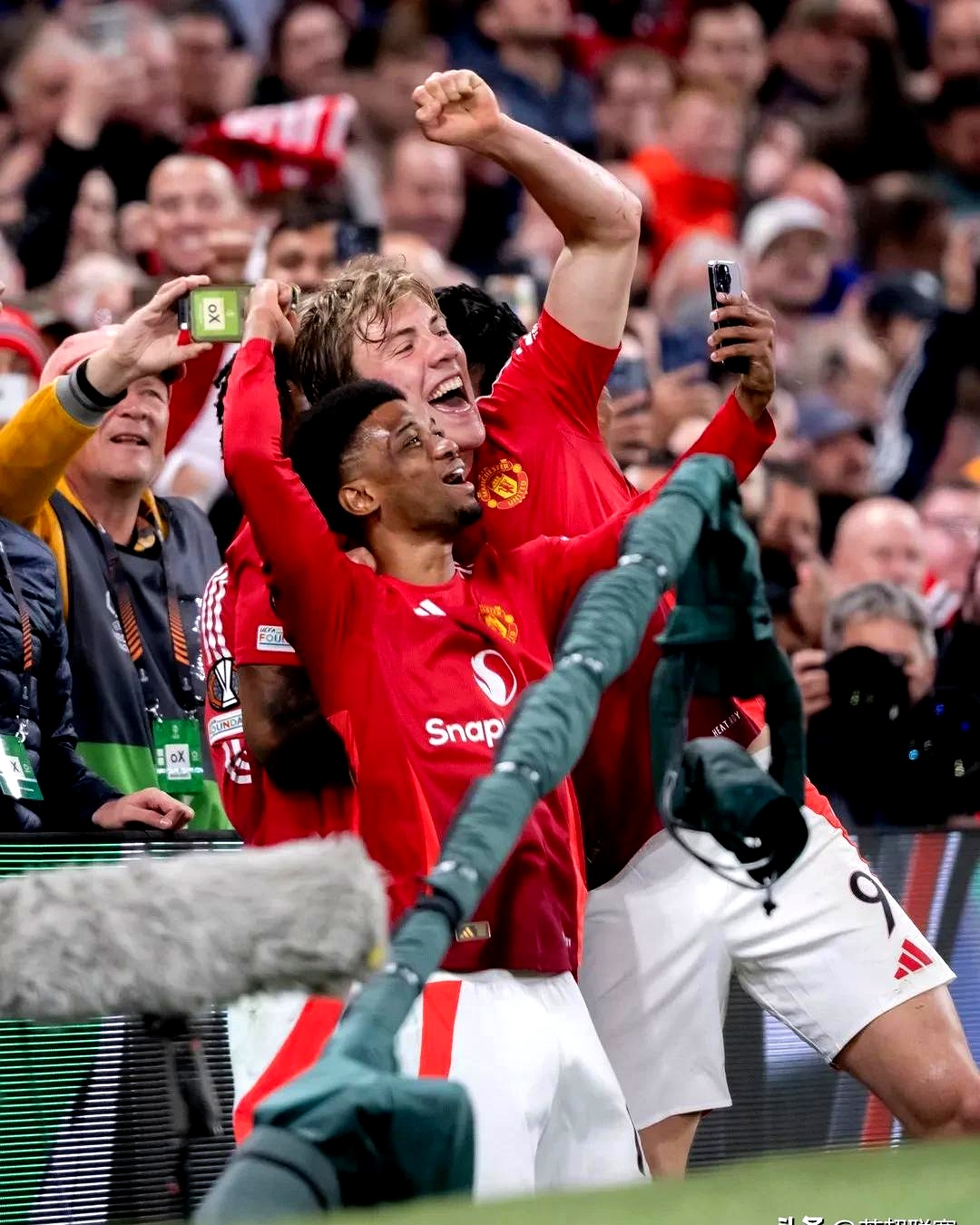 曼联遭遇困境,多名球员受伤缺席关键欧冠比赛的简单介绍 曼联遭遇困境,多名球员受伤缺席关键欧冠比赛的简单介绍