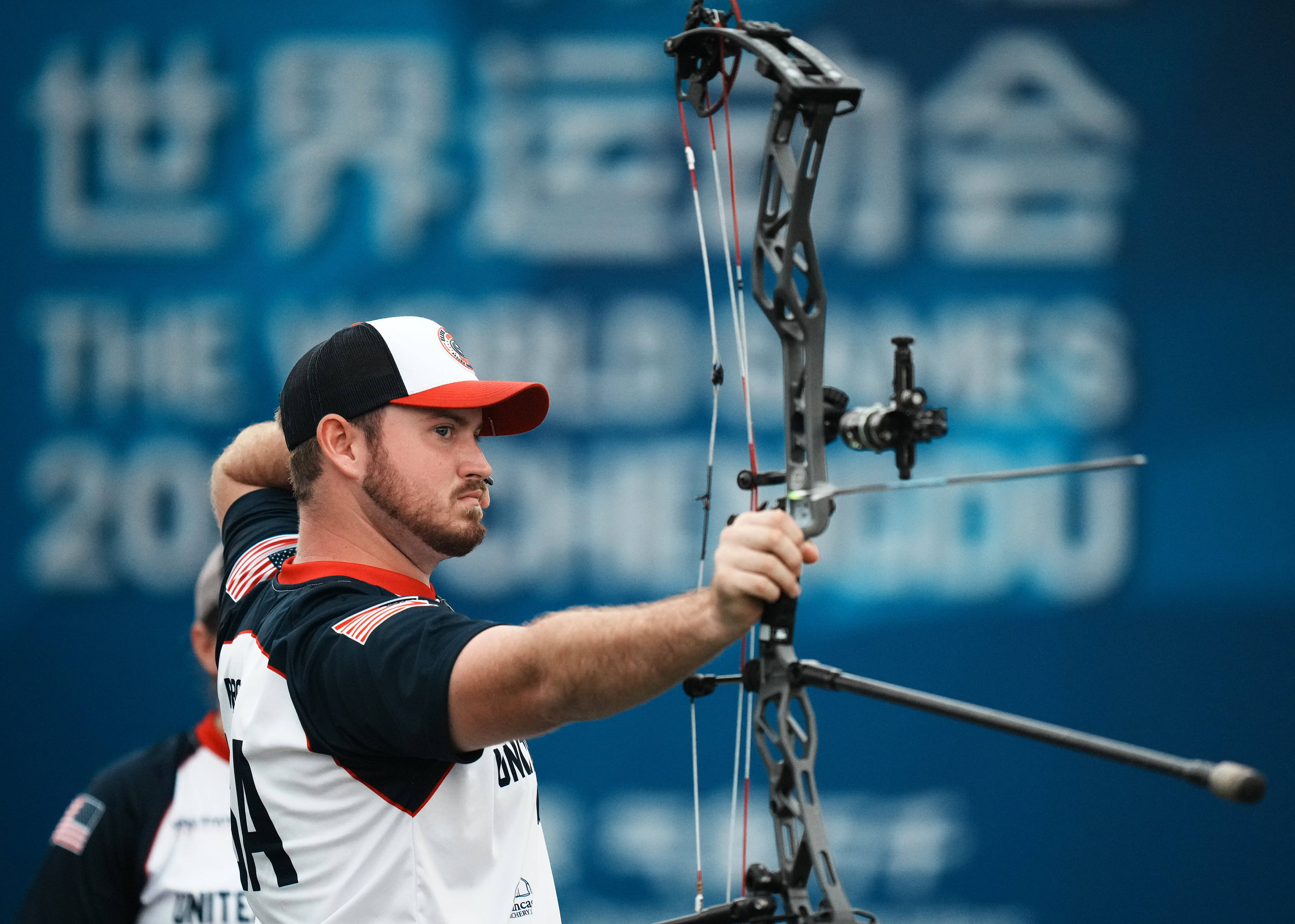 韩国运动员在射箭比赛中夺得桂冠 韩国运动员在射箭比赛中夺得桂冠