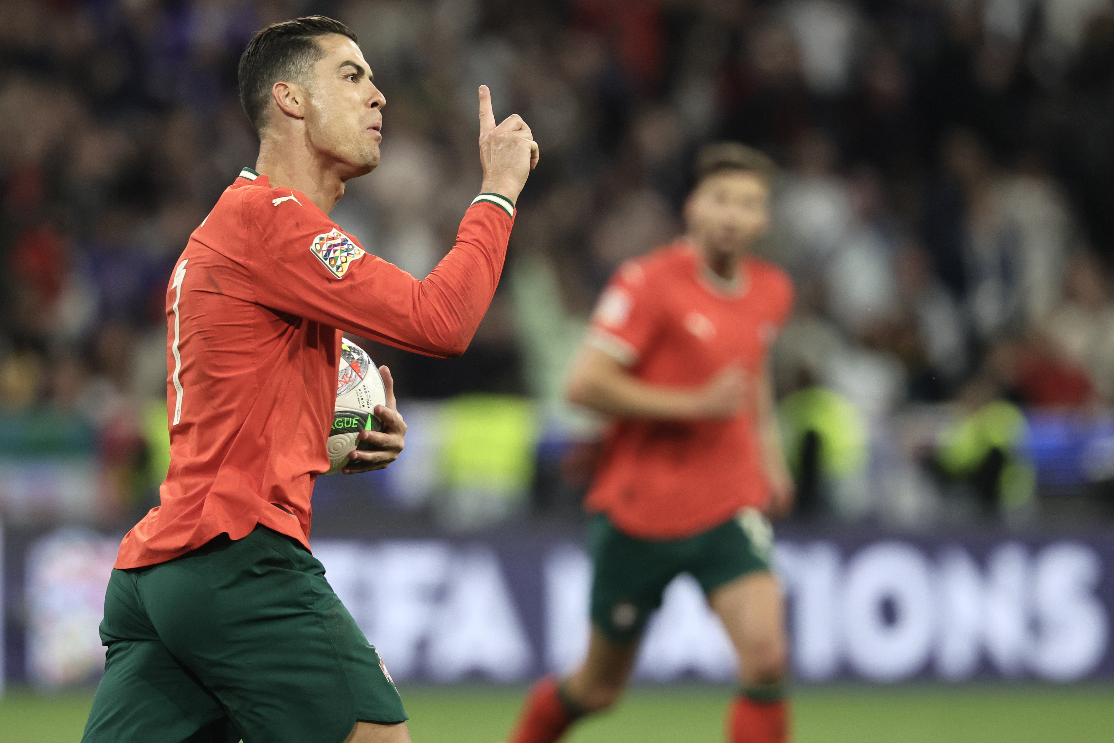 葡萄牙队实力展示,锁定晋级资格 葡萄牙队实力展示,锁定晋级资格