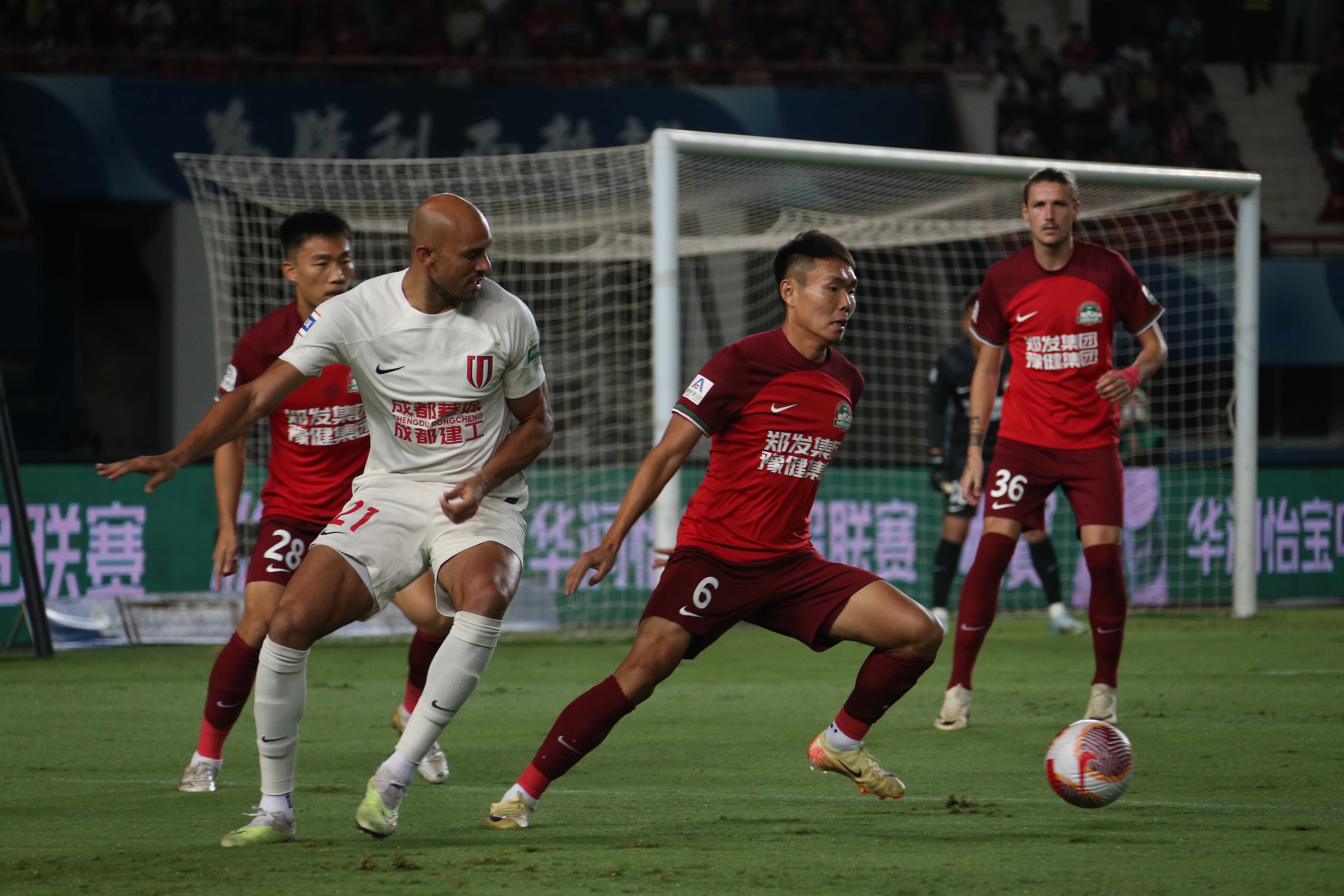 天津男篮以出色表现取得河南队