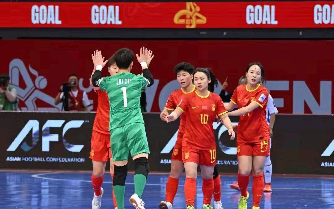 中国女足再夺足球世界杯冠军，风头无人可及