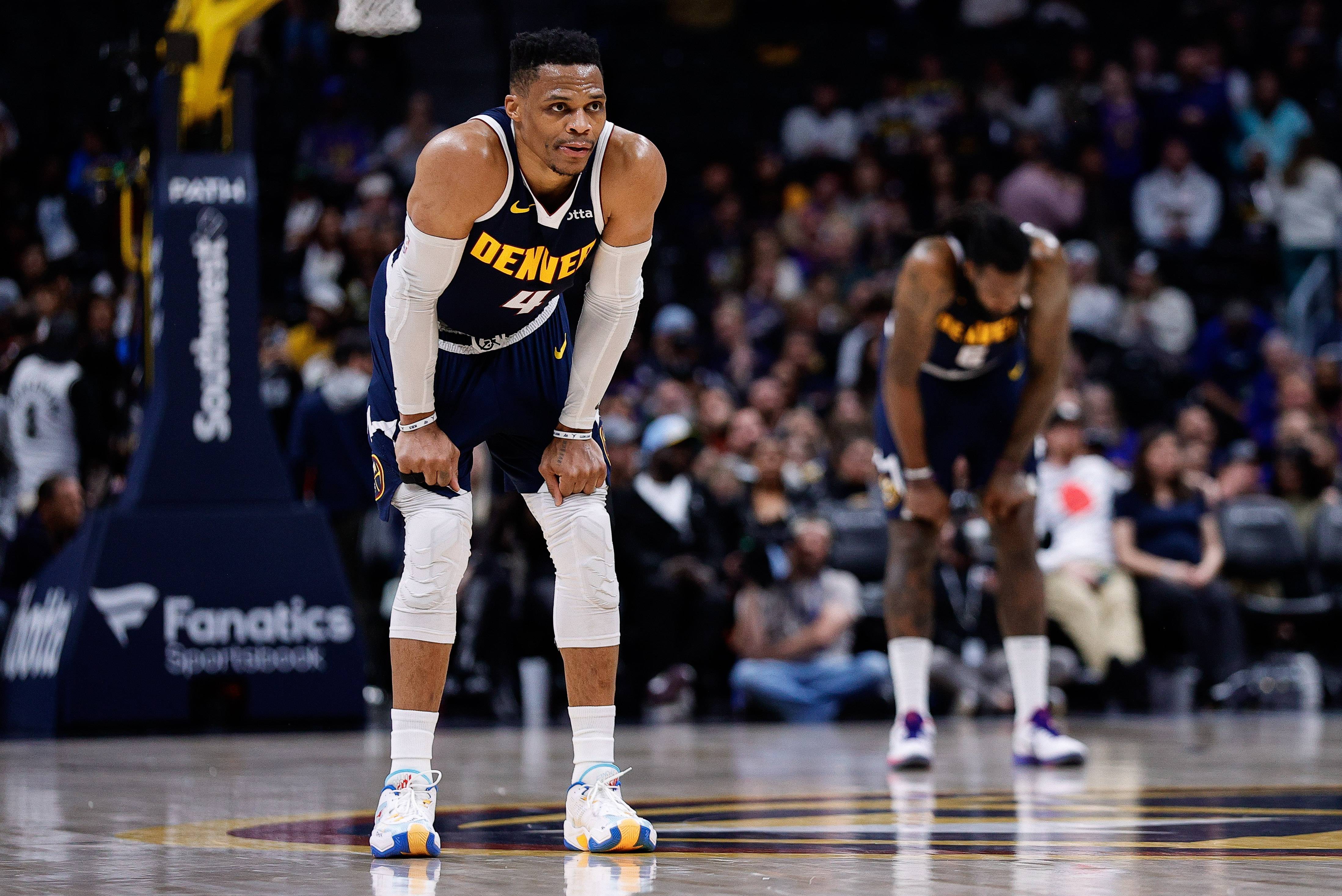 步行者遭遇连败，需调整实力迎接新赛季