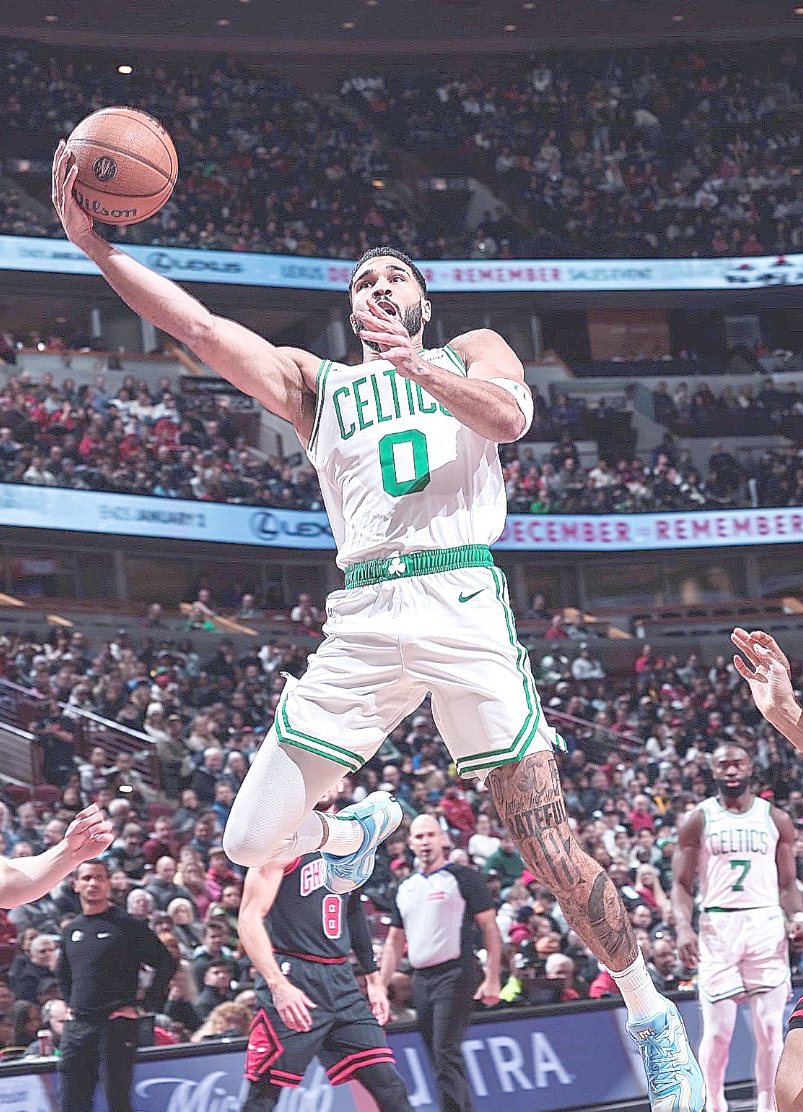 公牛击败凯尔特人，继续领跑。