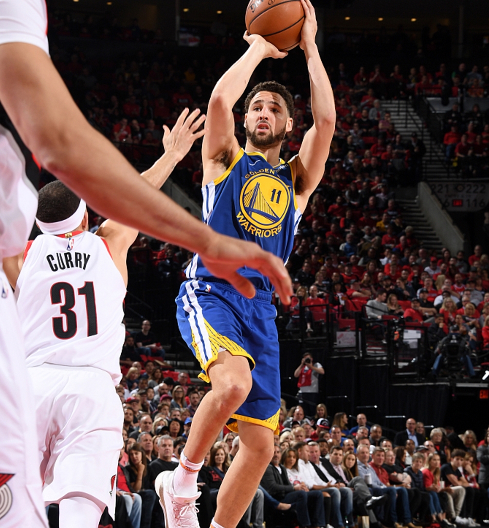 勇士B队横扫日本男篮，费沃斯惊艳世界