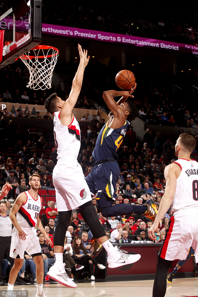 爵士战胜开拓者，豪取2连胜