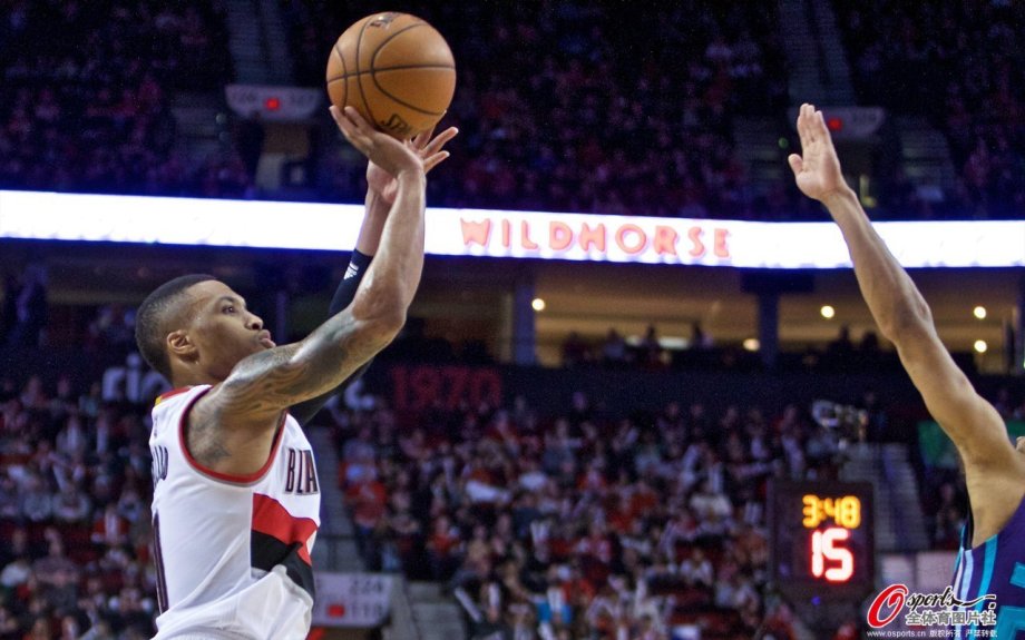 开拓者擒下黄蜂，取得两连胜