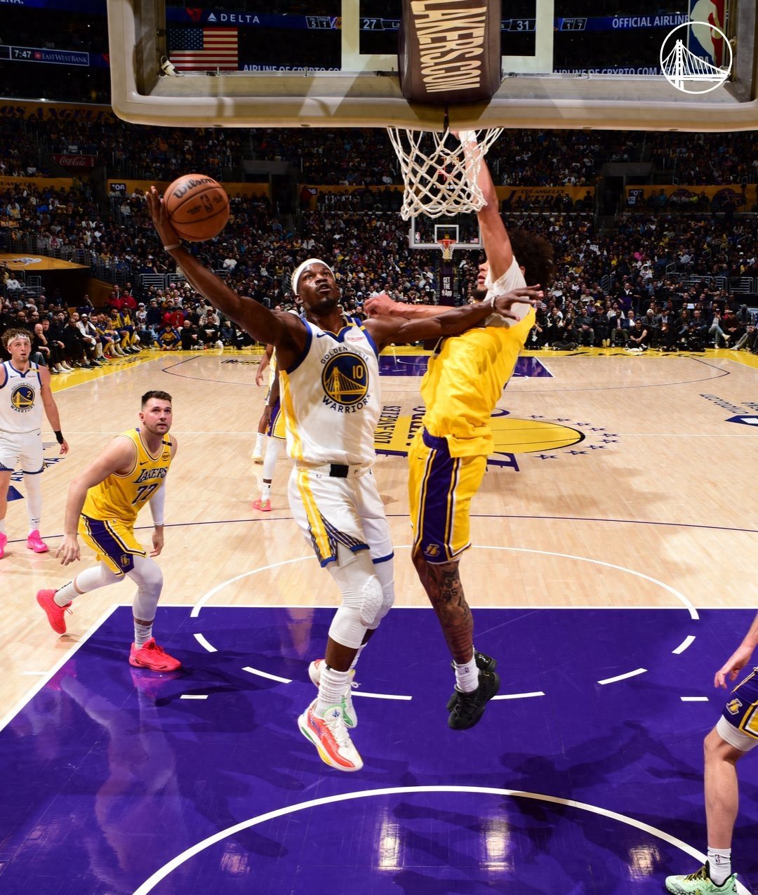 NBA比赛近期新闻:小牛战胜湖人,主场取胜 NBA比赛近期新闻:小牛战胜湖人,主场取胜