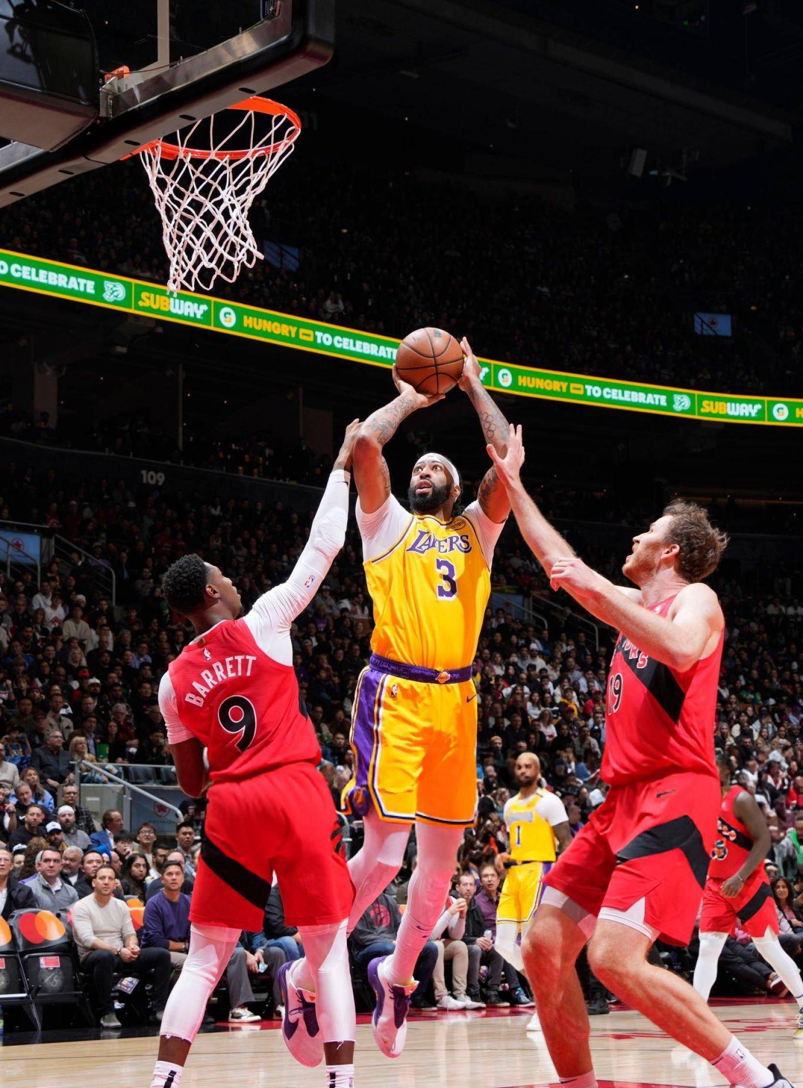 NBA比赛近期新闻:小牛战胜湖人,主场取胜 NBA比赛近期新闻:小牛战胜湖人,主场取胜