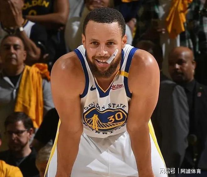 勇士战胜骑士，库里火力全开的简单介绍