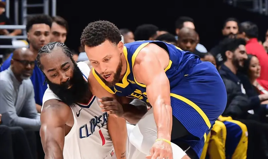 水花兄弟联手,火箭轻松赢下马刺 水花兄弟联手,火箭轻松赢下马刺