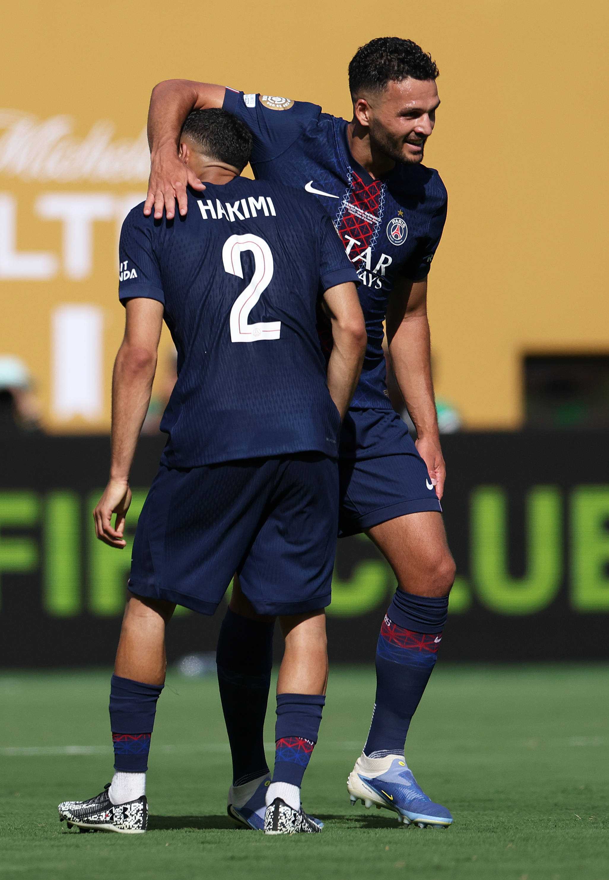 关于巴黎圣日耳曼客场完胜,领先优势扩大的信息 关于巴黎圣日耳曼客场完胜,领先优势扩大的信息