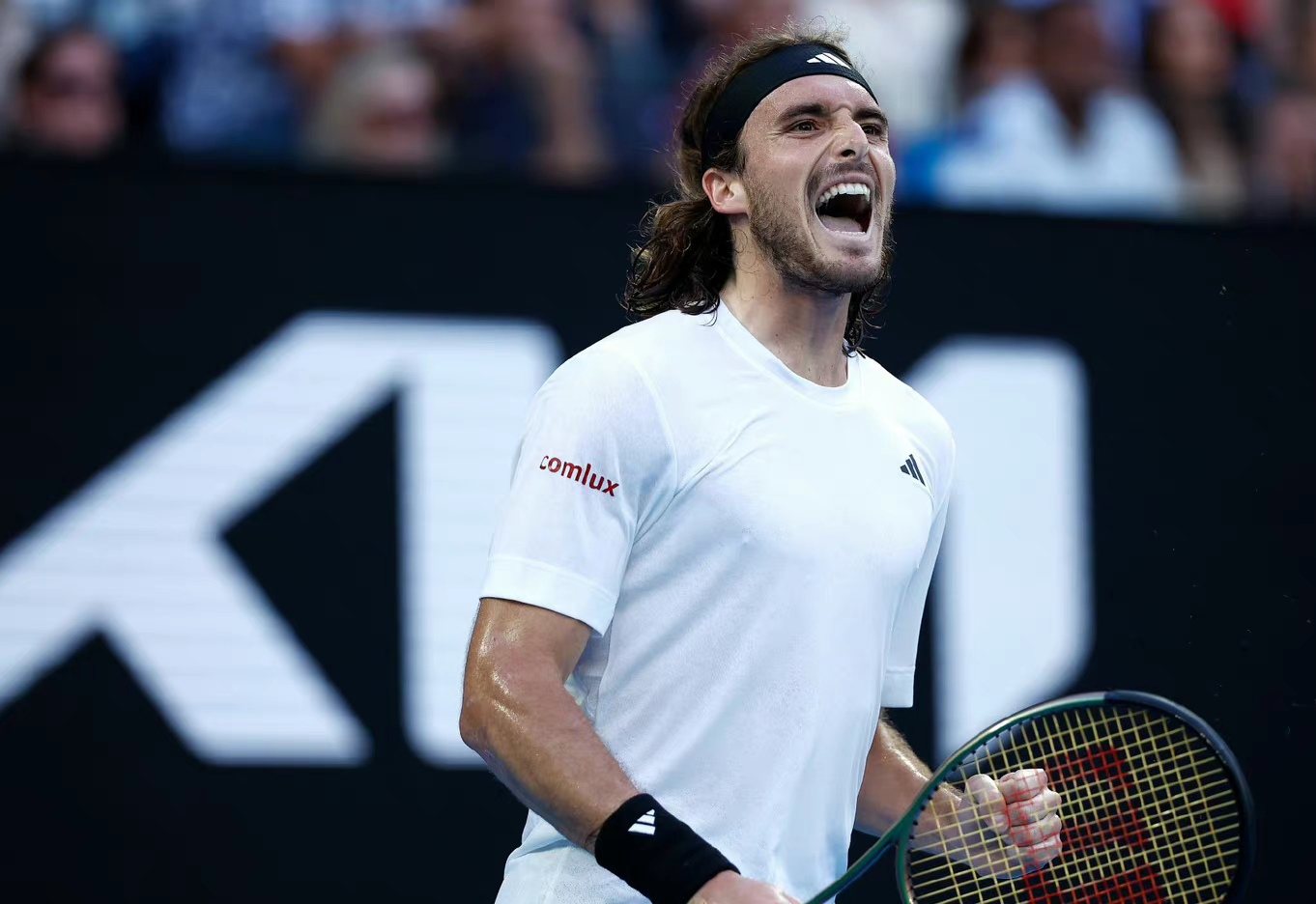 年终总决赛横扫法网,西西帕斯惊艳四座 年终总决赛横扫法网,西西帕斯惊艳四座